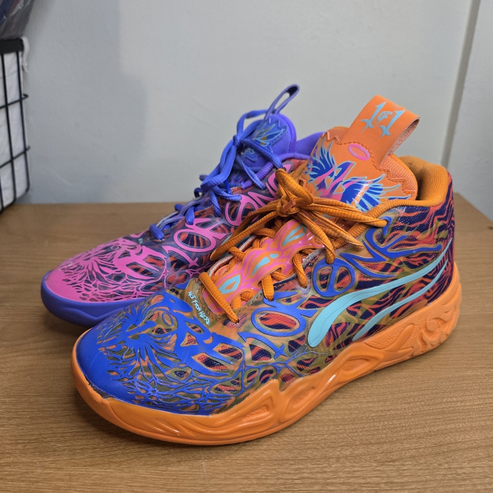 Puma Kids Sneakers in Pink and Orange - Picture 3 of 7